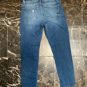 Judy Blue Boyfriend Fit Ankle Jeans